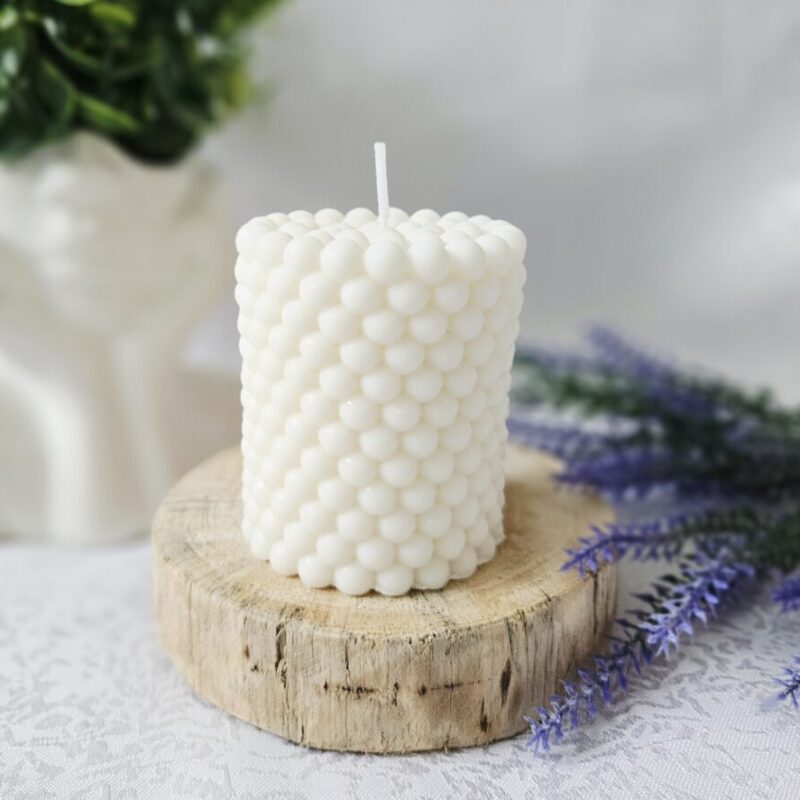 Sojavahaküünal vaarika lõhnaline – looduslik käsitööküünal sojavahast