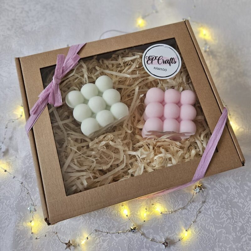 EP Crafts kinkekarp kahe käsitööküünlaga